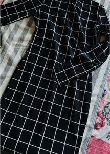 Chic Grid Print Bodycon Dress