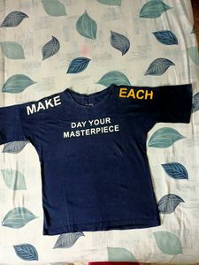 Stylish Graphic Print Tee