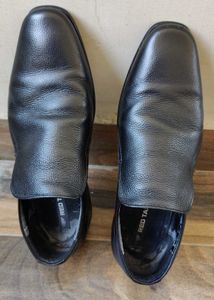 Red Tape Black Shoes