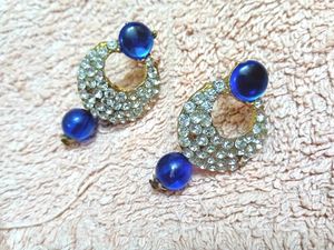 Blue &amp; White Earings 🥰