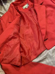 Red Cropped Blazer❤️🎯 Super Trendy And Cute 🥰🥰