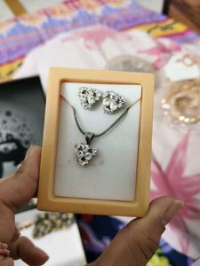 Sparkling Jewelry Set