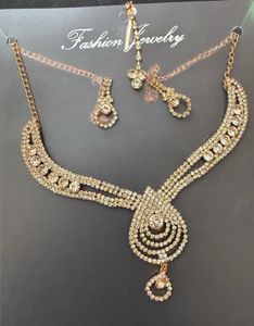 Golden Shine Necklace Set