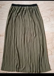 A Complete New💯Splendid🤩 Expandable Skirt ✨