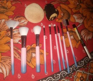 Makeup Brushes😍