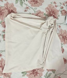 Newme Chic One-Shoulder Top