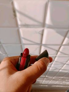 Multi-Shade Lipstick