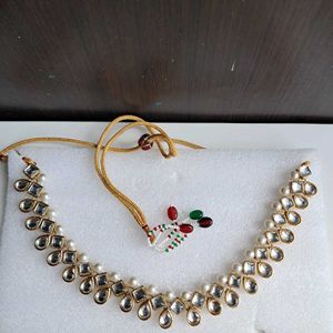 Elegant Kundan Necklace
