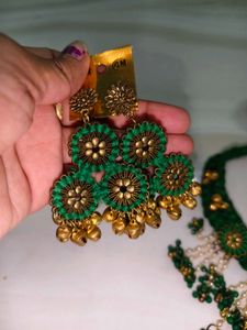 Green Necklace Set choker