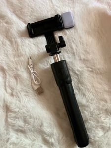 New Selfie Stick - R1S