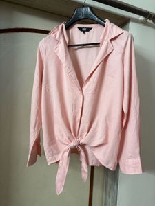 Tie-Up Business casual shirt