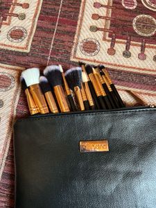 Makeup Brush Set - 14 Piece