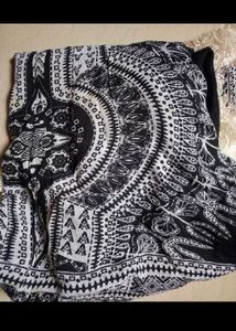 Printeresty Black And White Kaftan Top
