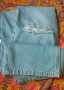 Knee Cut Wide Leg Jeans