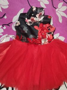 4 PARTYWERE FROCKS