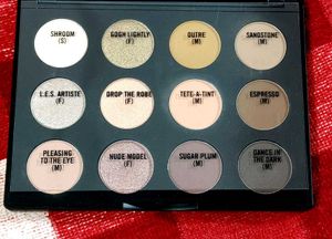 Mac Art Library Eyeshadow Palette