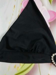 (1134)Black Heart Detail Bikini Top