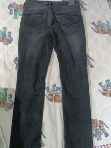 Black Ragged Pepe Jeans