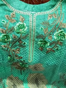 Kashmir Embroder 3 Piece Suit Very Warm