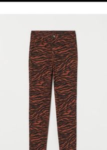 H&amp;M PRINTED JEANS
