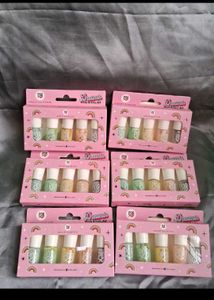 Myglamm POP Dreamin&#39; Nail Polish Set