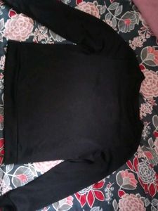 Black Sweatshirt