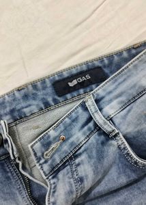 My waist has become thin so I want to sell it.
