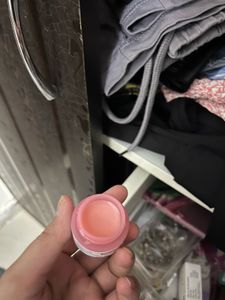 HUDA BEAUTY NAUGHTY NUDES with laneige lip mask
