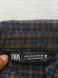 ZARA : Crop Top Shirt