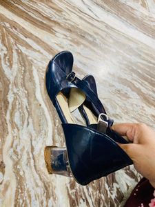sandal