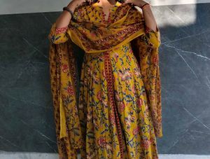 Floral Print Kurta Set