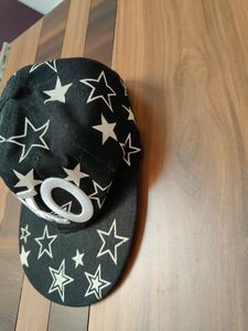 Unisex Black and White Printed Cap