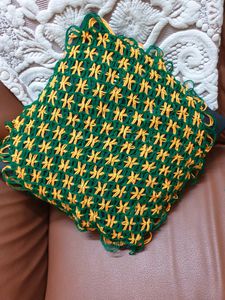 Handmade Woollen Teapoy Mat