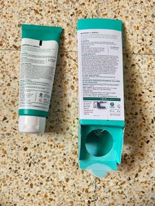 Plum Cica &amp; Hyaluronic Acid Aqua Light Sunscreen