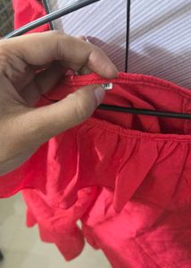 Tomato 🍅 RED COLOR TOP - M Or S SIZE