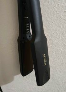 Hair Straightener