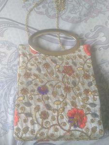 Floral Embroidered Clutch