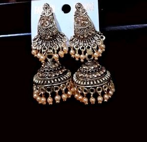 Earring