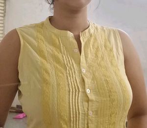 Vintage Yellow Sleeveless Kurti✨