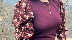 Burgundy Floral Puff Sleeve Dress
