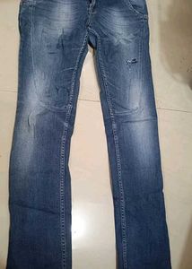 Distressed Denim Jeans of Benetton