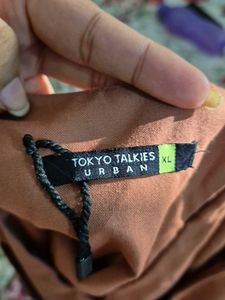 Elegant Sleeveless Top