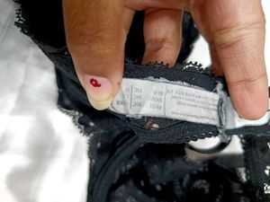 🇳🇿💫💗Elegant Black Lace Bra