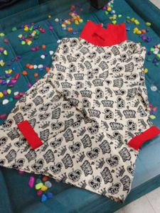 Beautiful Red And Black Patterned Top..❤️🖤
