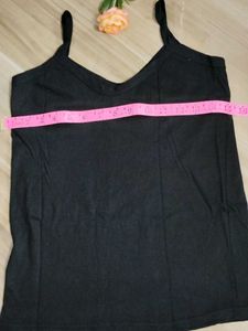 Black V-Neck Cami Top🧡