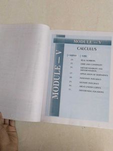 JEE Main Objective Mathematics Books