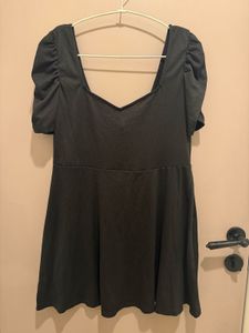 H&amp;M Black Sweetheart  Dress