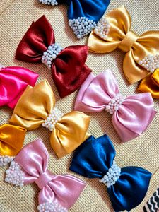 Pearl Hair Bow