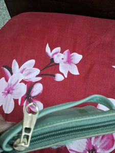 Mobile  Sling  Purse