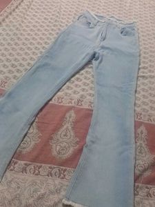 Light Wash Flared Jeans
